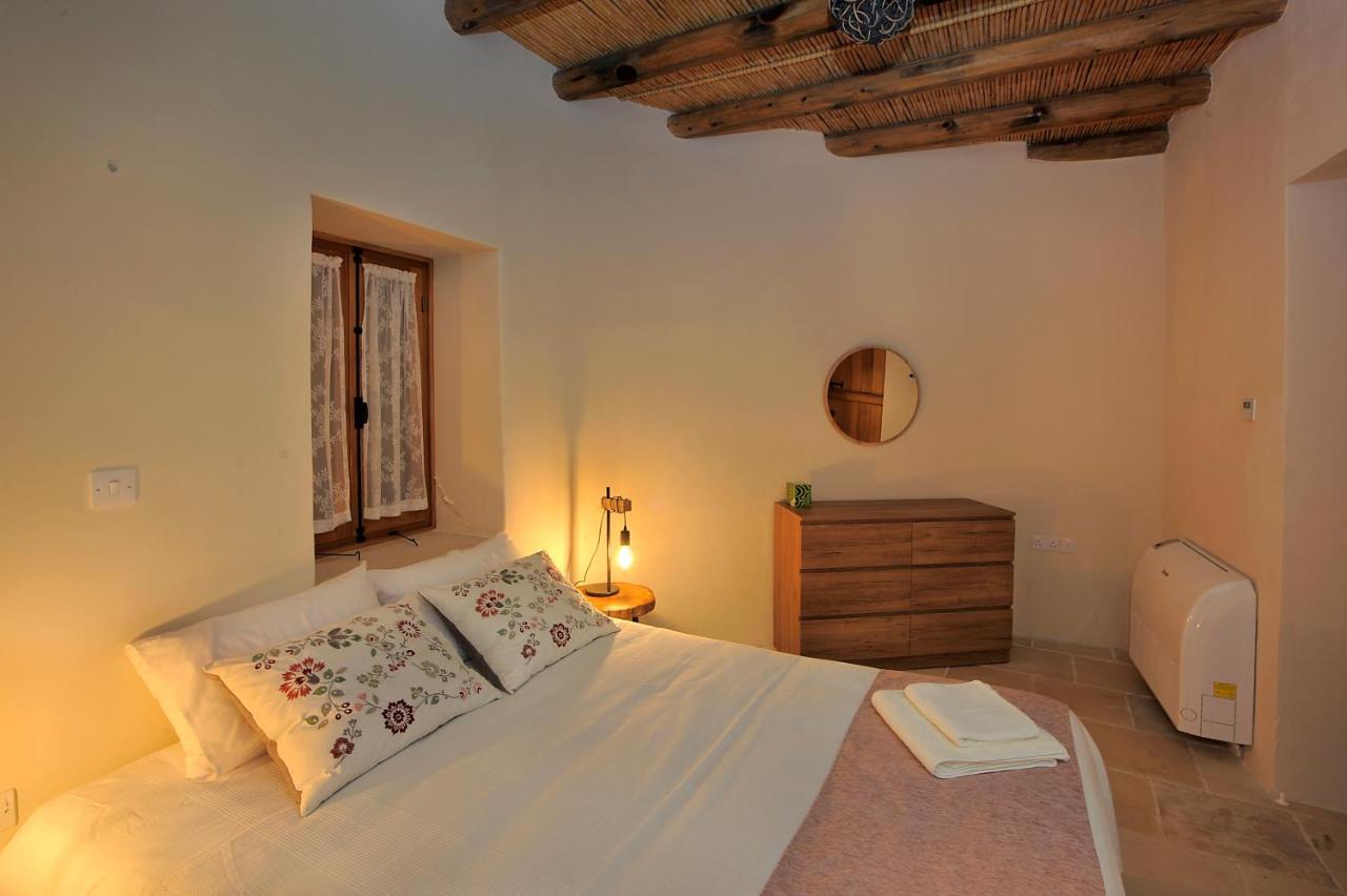 Pentasino Traditional House Agios Theodoros Eksteriør billede