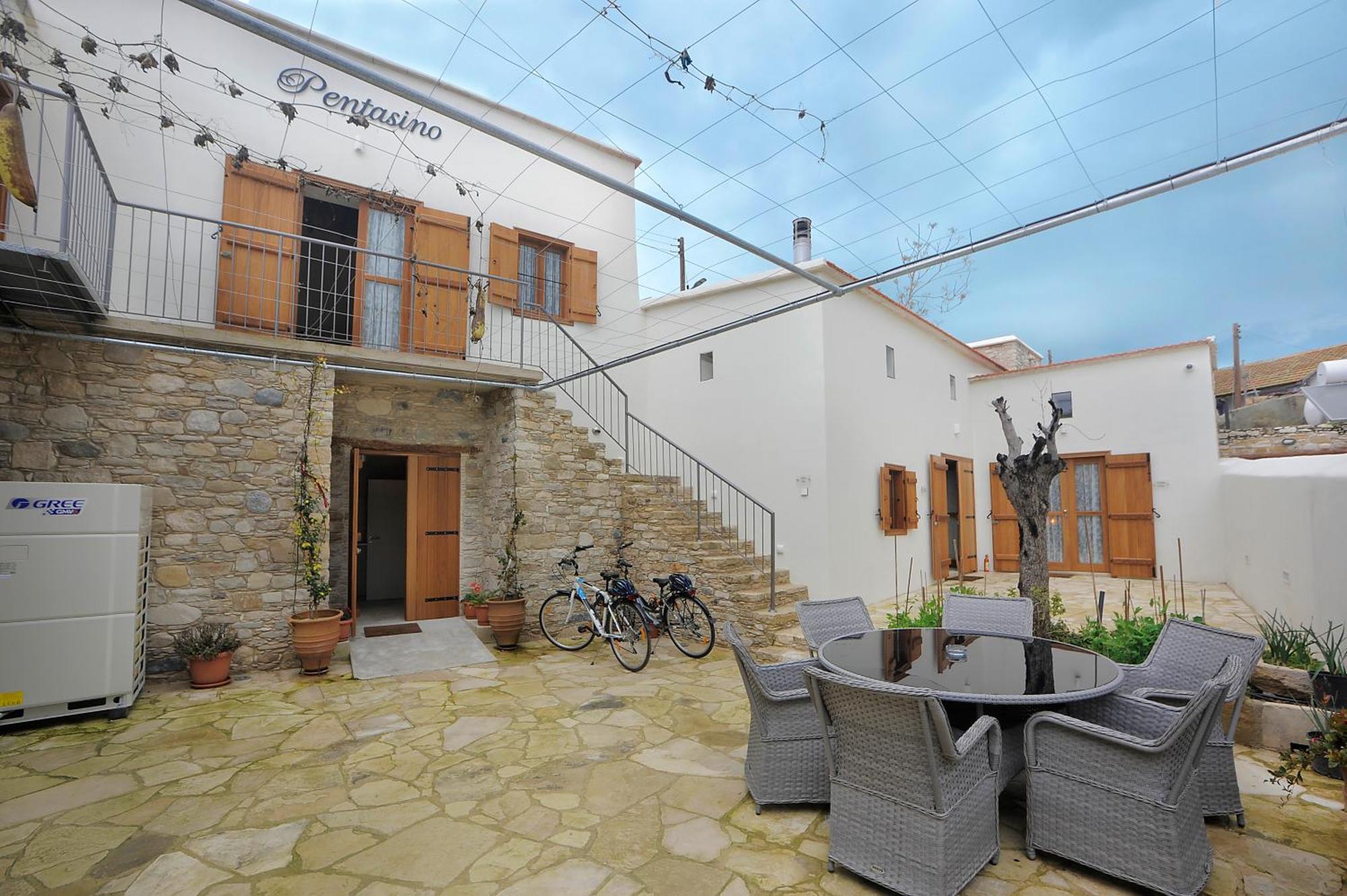 Pentasino Traditional House Agios Theodoros Eksteriør billede
